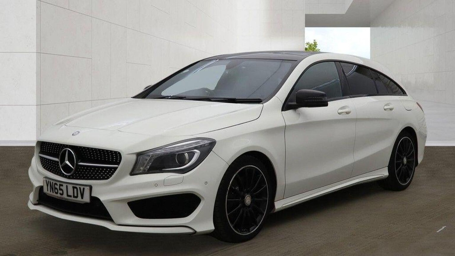 Used Mercedes-Benz CLA 2015 for sale - 78162161: Photo 2