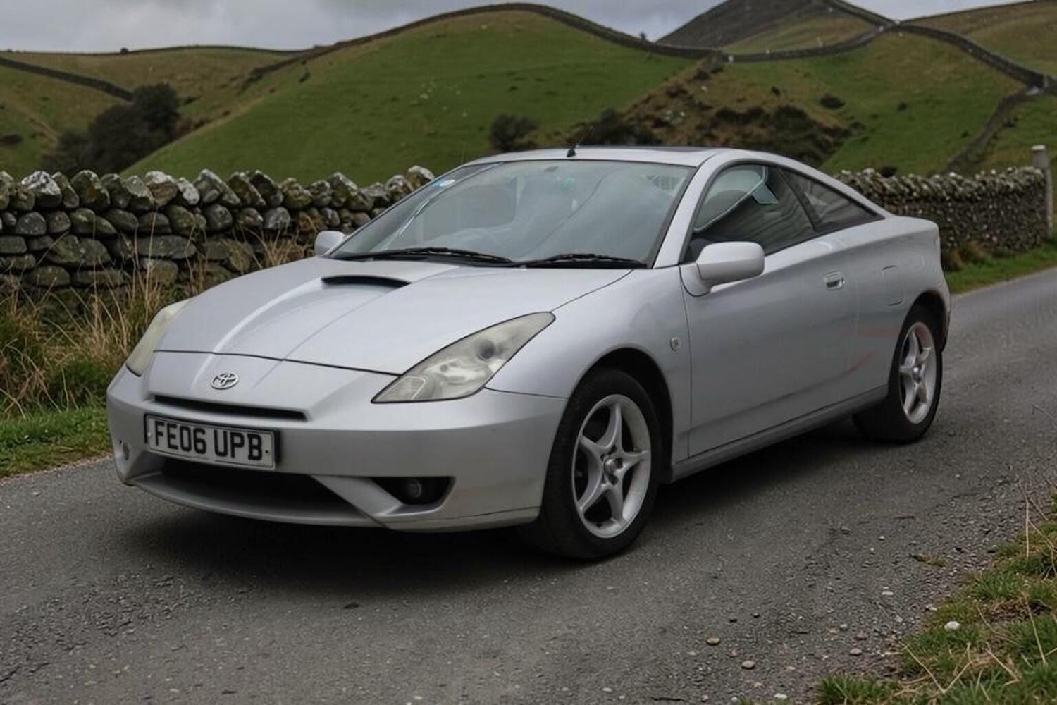 Used Toyota Celica 2006 for sale - 77844998: Photo 2