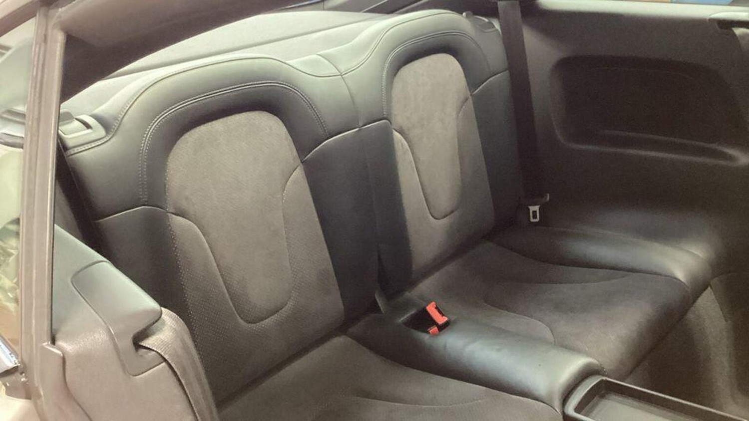 Used Audi TT 2010 for sale - 78057122: Photo 5