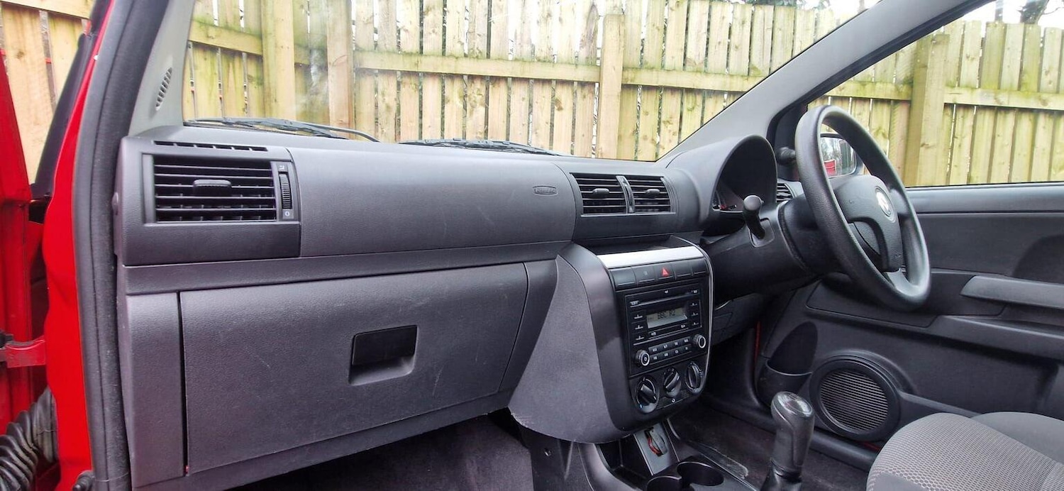 Used Volkswagen Fox 2010 for sale - 77522038: Photo 24