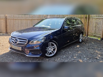Used Mercedes-Benz E Class 2013 for sale - 79137092: Photo