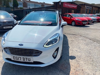 Used Ford Fiesta 2017 for sale - 79211631: Photo