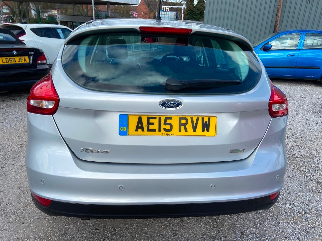 Used Ford Focus 2015 for sale - 78161704: Photo 2