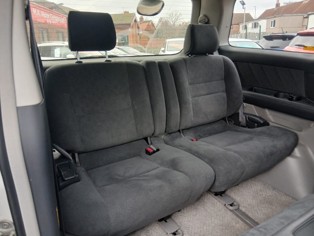 Used Toyota Alphard 2005 for sale - 77591511: Photo 10