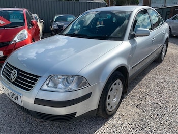 Used Volkswagen Passat 2002 for sale - 75909053: Photo