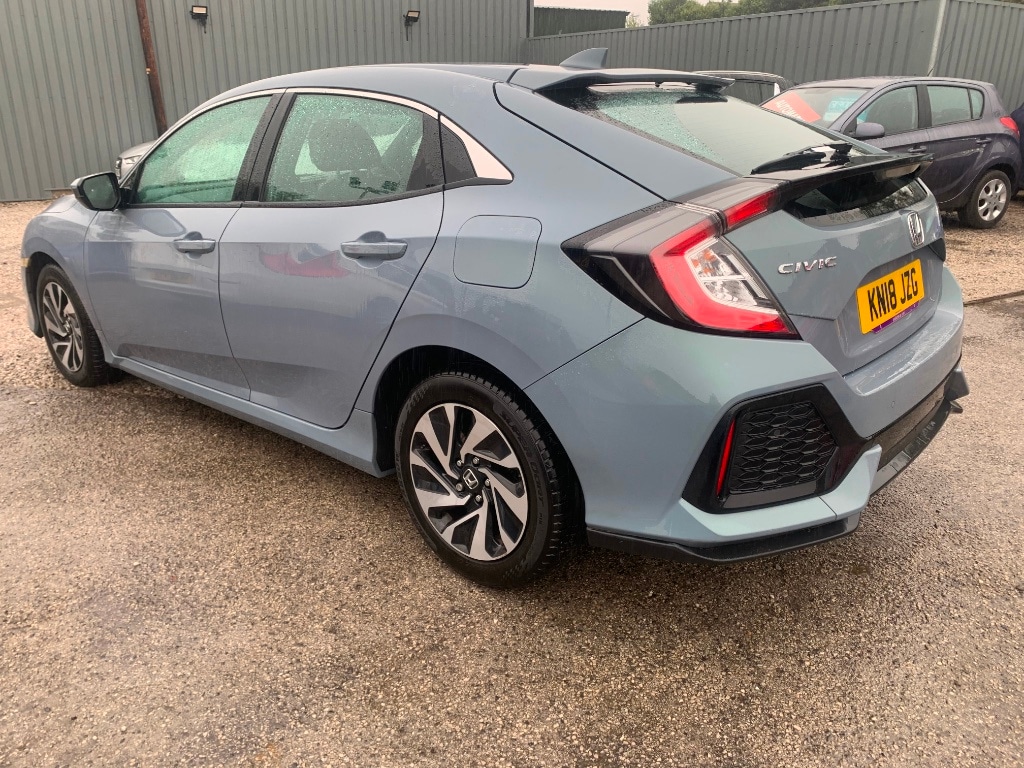 Used Honda Civic 2018 for sale - 76726073: Photo 25