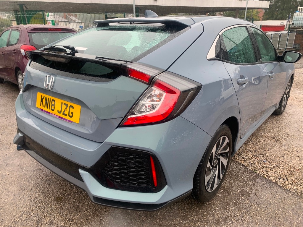 Used Honda Civic 2018 for sale - 76726073: Photo 30