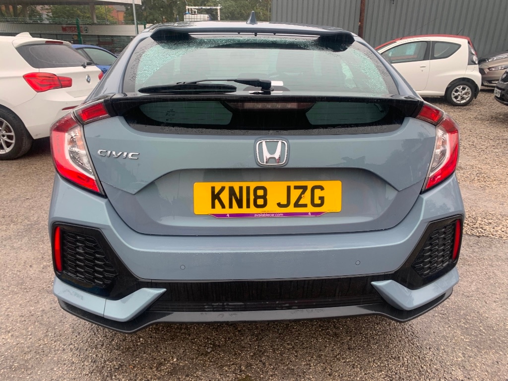 Used Honda Civic 2018 for sale - 76726073: Photo 8