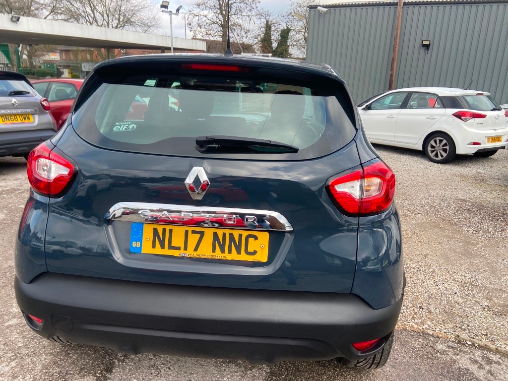 Used Renault Captur 2017 for sale - 77663656: Photo 4