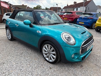 Used MINI Convertible 2016 for sale - 79267164: Photo
