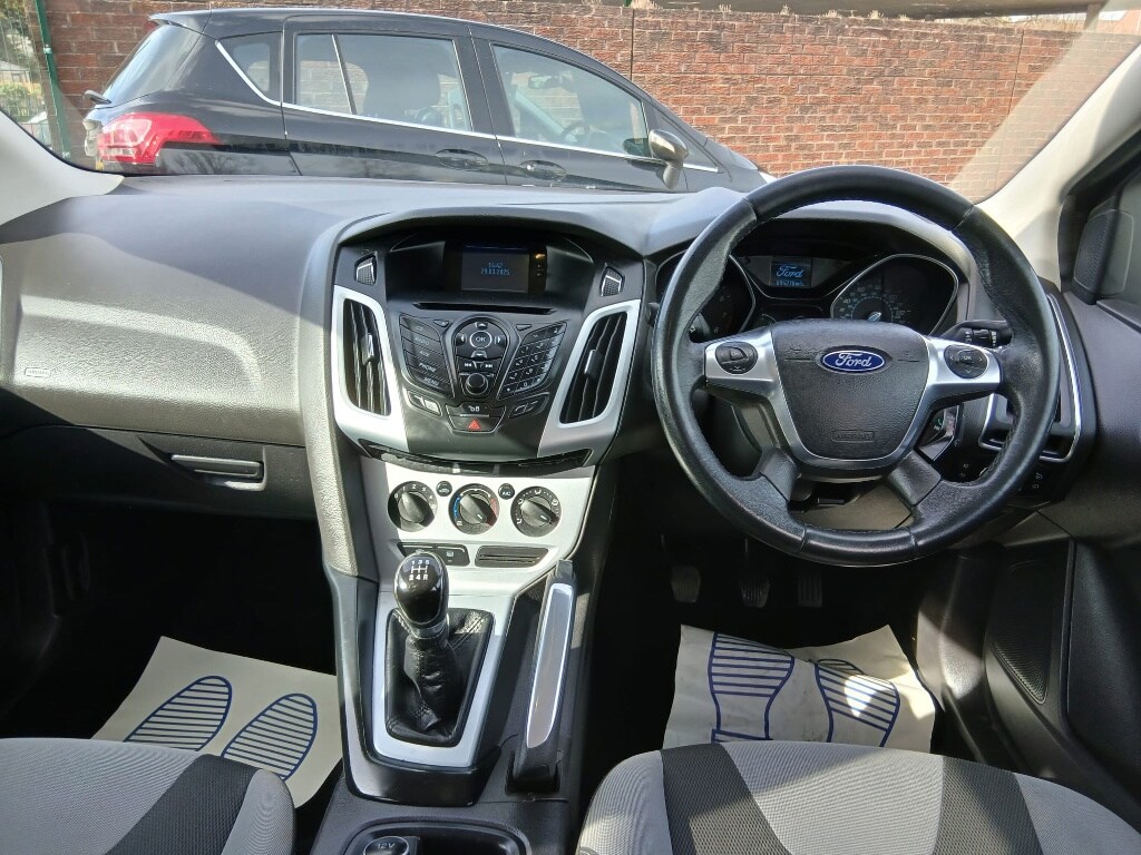 Used Ford Focus 2011 for sale - 77851708: Photo 6