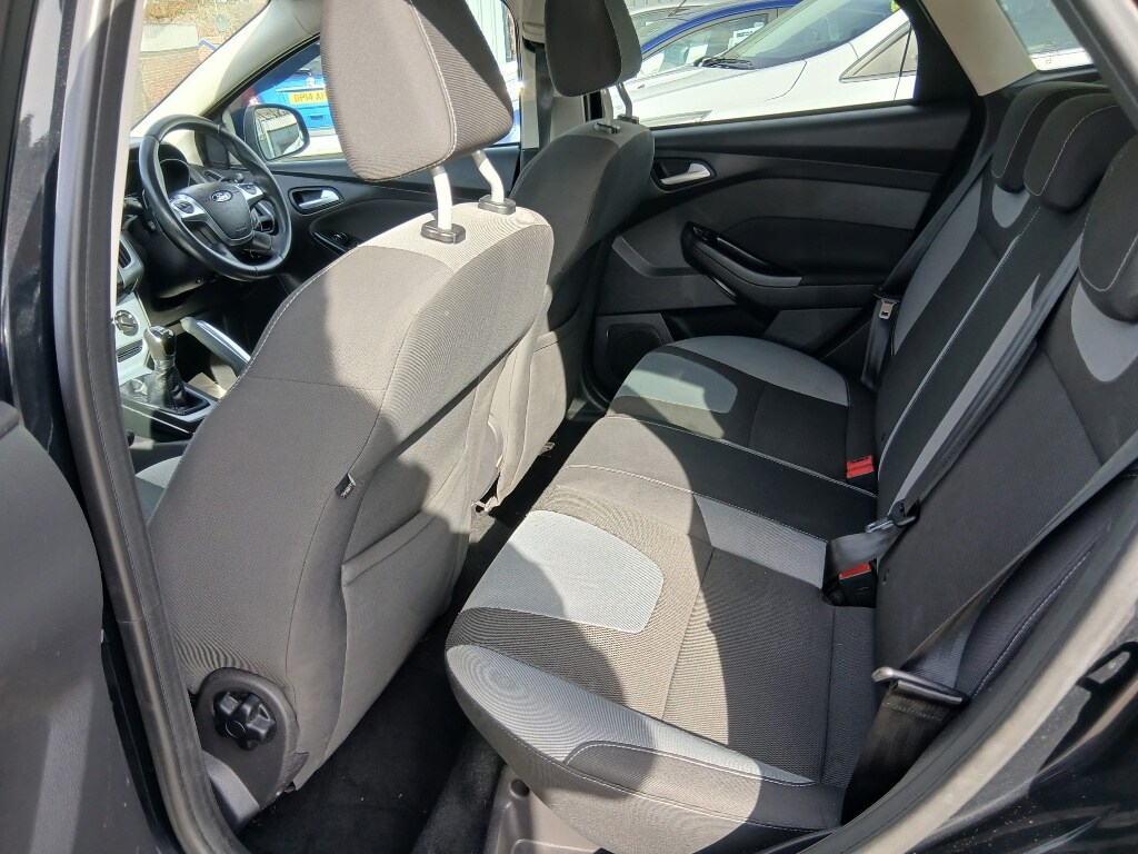 Used Ford Focus 2011 for sale - 77851708: Photo 9