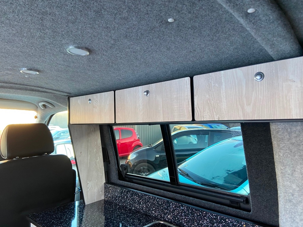 Used Volkswagen Transporter Shuttle 2010 for sale - 77137060: Photo 14