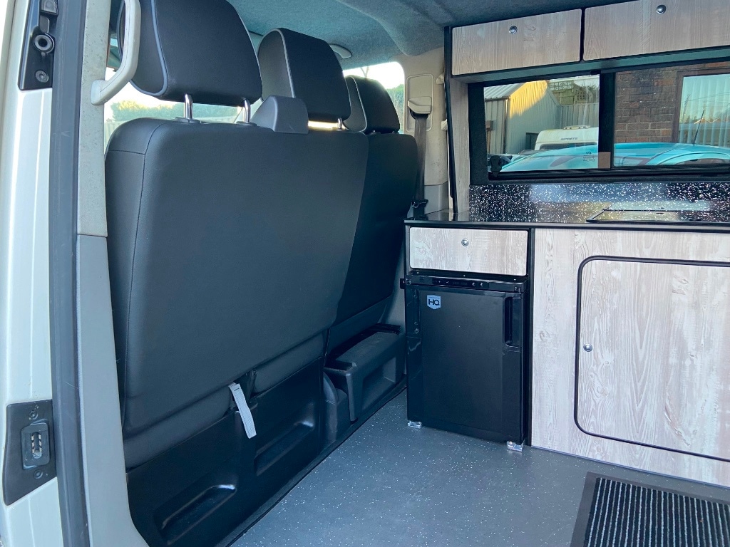 Used Volkswagen Transporter Shuttle 2010 for sale - 77137060: Photo 5