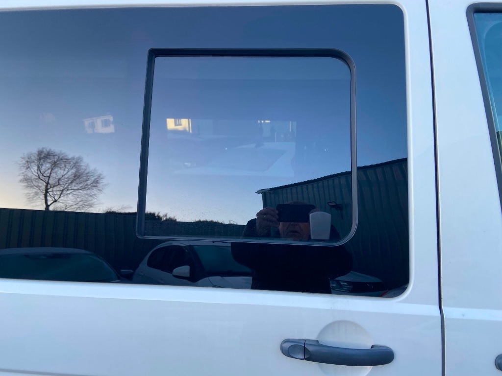 Used Volkswagen Transporter Shuttle 2010 for sale - 77137060: Photo 7