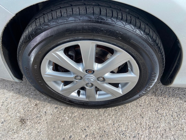Used Toyota Yaris 2011 for sale - 75568576: Photo 16