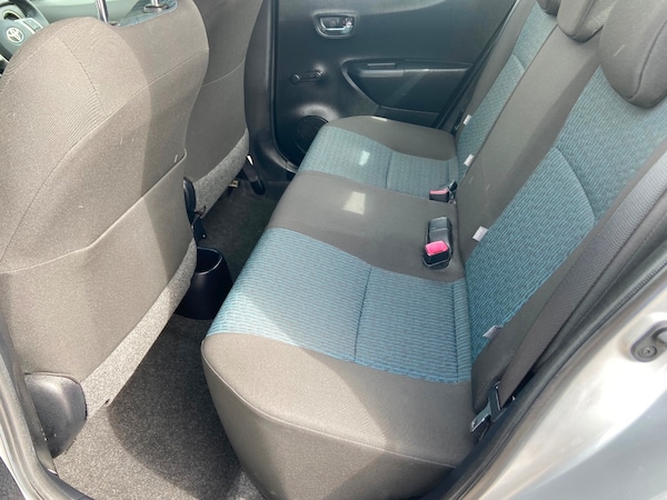 Used Toyota Yaris 2011 for sale - 75568576: Photo 18
