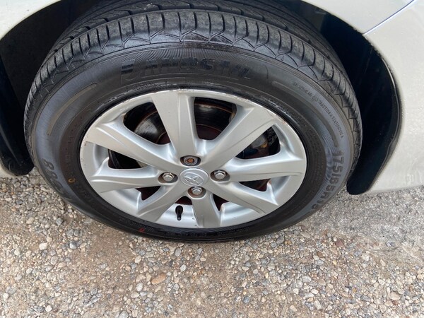 Used Toyota Yaris 2011 for sale - 75568576: Photo 21