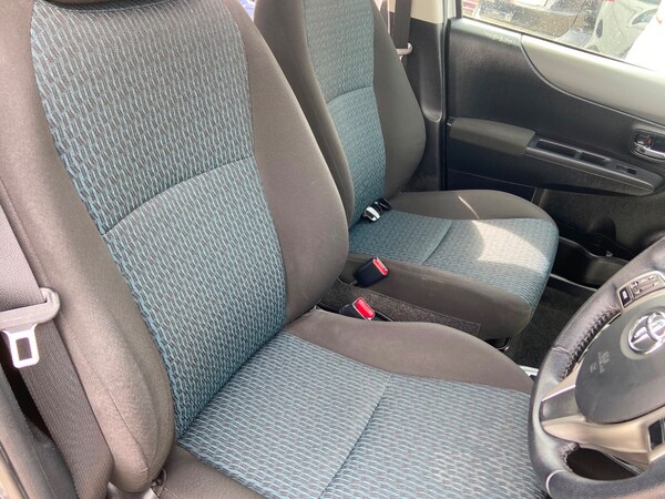 Used Toyota Yaris 2011 for sale - 75568576: Photo 24