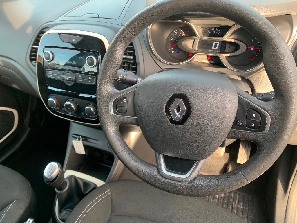 Used Renault Captur 2018 for sale - 76511102: Photo 7