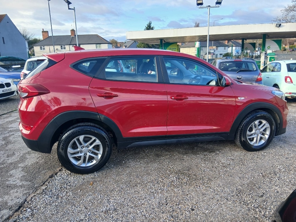 Used Hyundai TUCSON 2017 for sale - 76627433: Photo 2