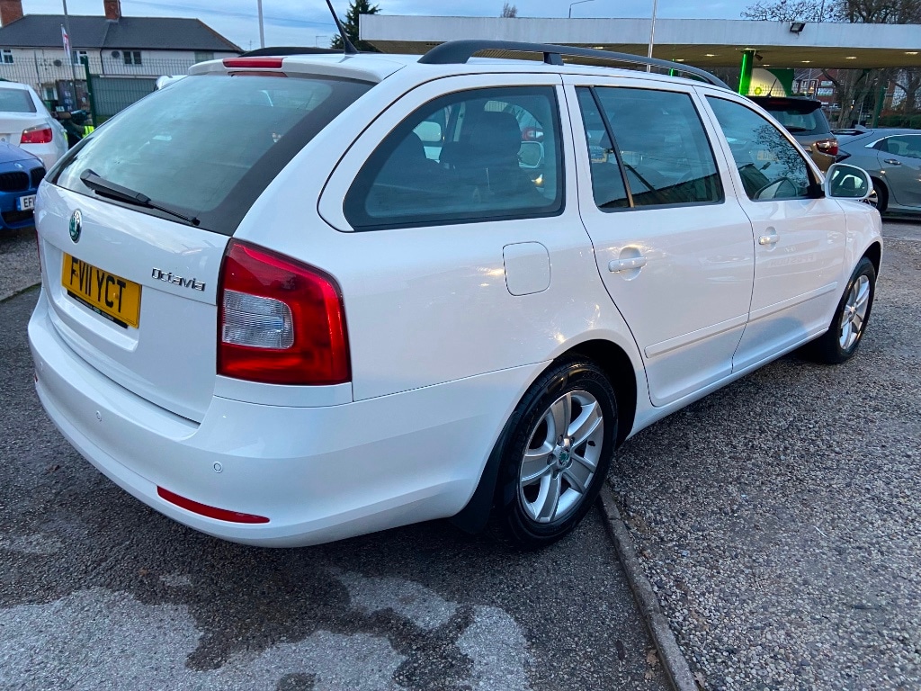 Used Skoda Octavia 2011 for sale - 76713390: Photo 16