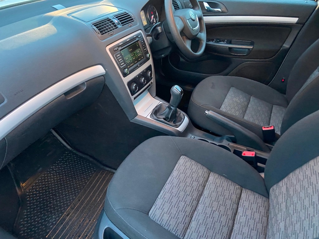 Used Skoda Octavia 2011 for sale - 76713390: Photo 21