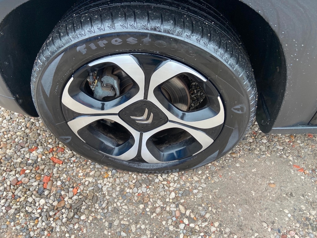 Vehicle 19