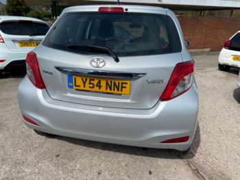Used Toyota Yaris 2011 for sale - 74802321: Photo