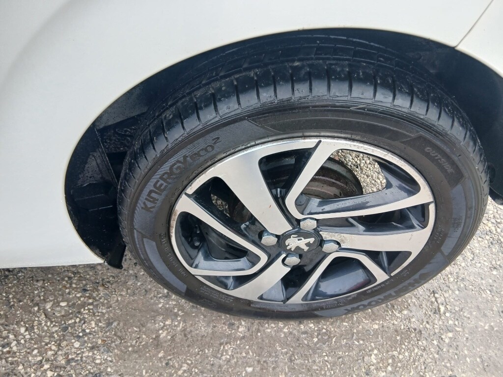 Used Peugeot 108 2014 for sale - 77701980: Photo 17