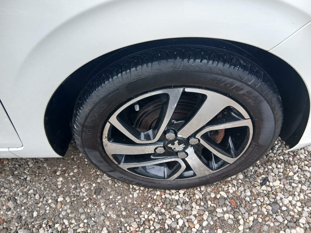 Used Peugeot 108 2014 for sale - 77701980: Photo 18