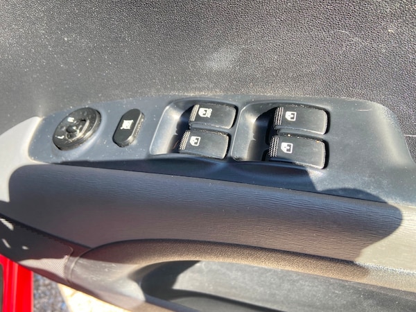 Used Hyundai i10 2012 for sale - 75480710: Photo 26