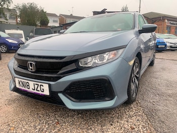Used Honda Civic 2018 for sale - 77323423: Photo