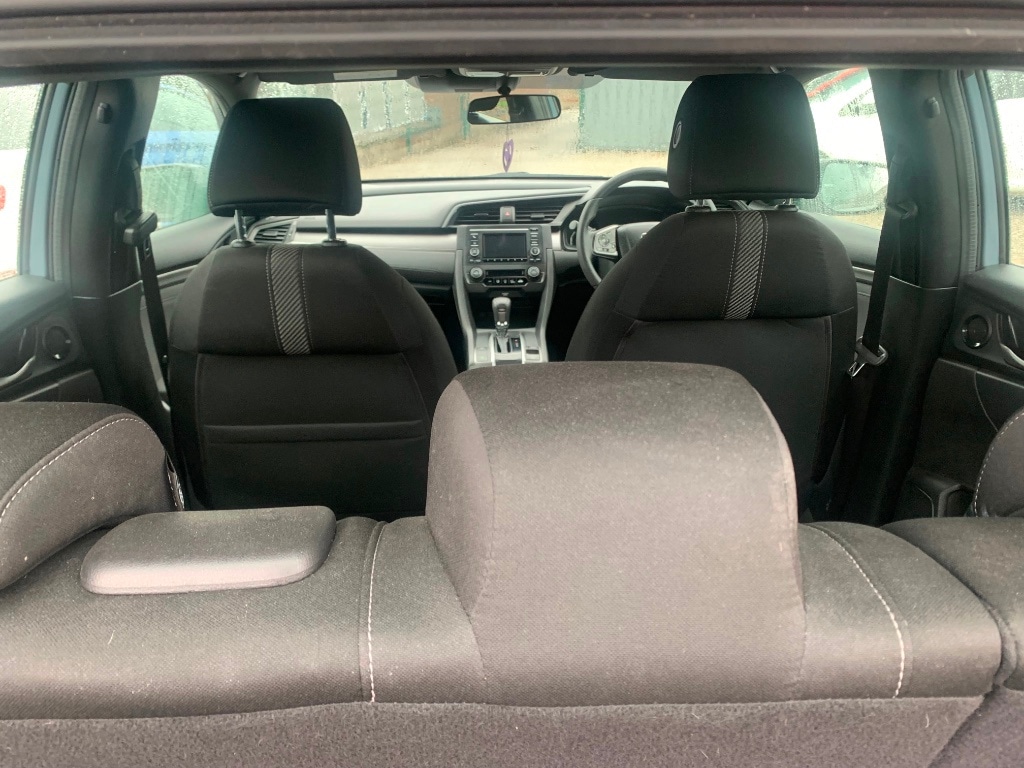 Used Honda Civic 2018 for sale - 77323423: Photo 6