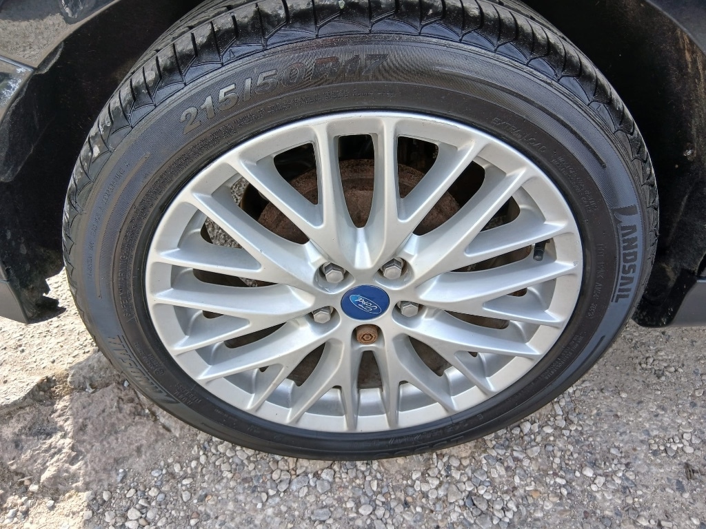 Used Ford Focus 2011 for sale - 77137068: Photo 7