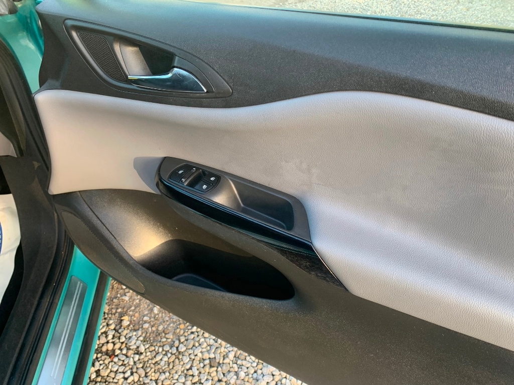 Used Vauxhall Corsa 2015 for sale - 76600046: Photo 13