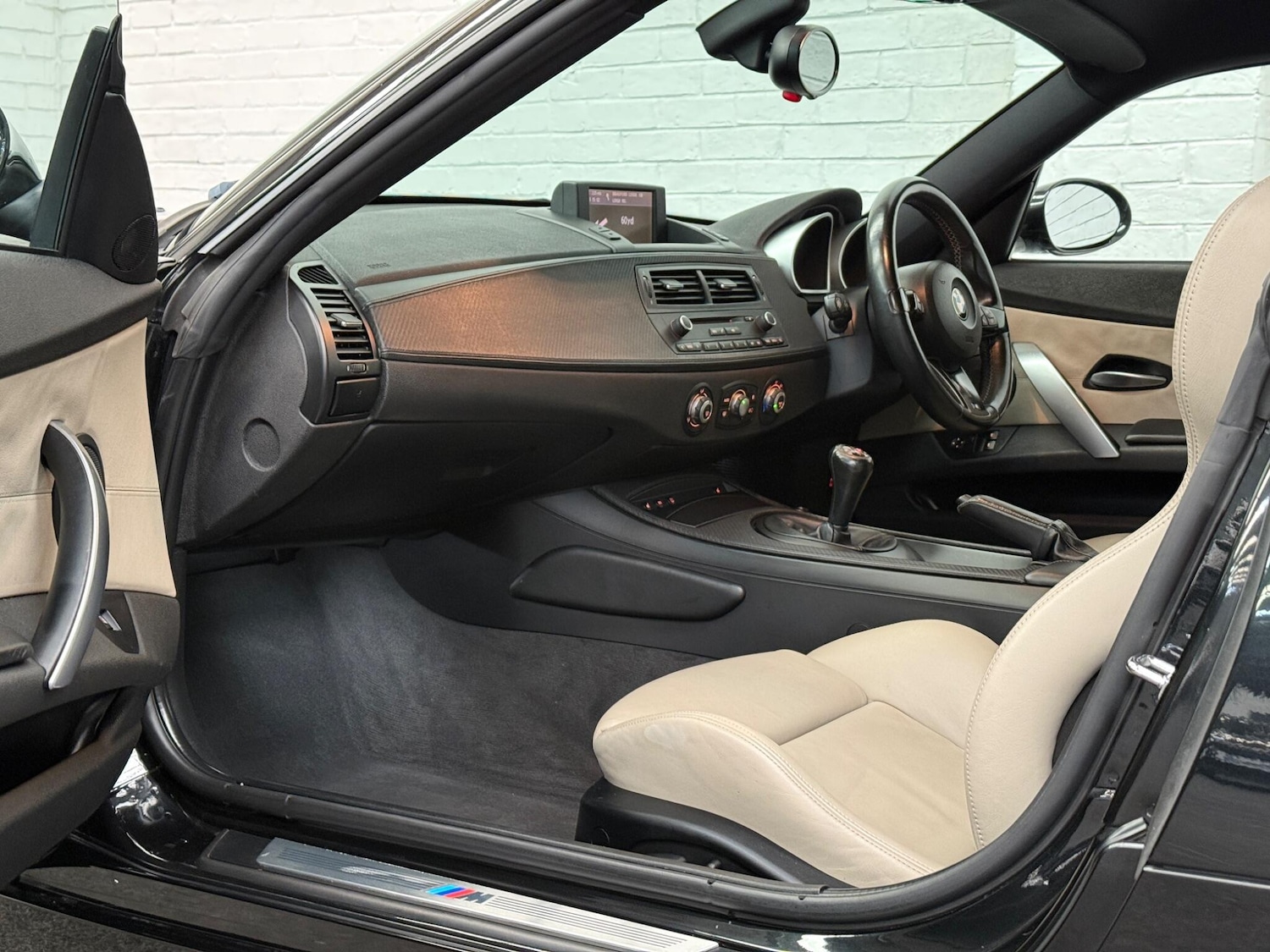 Used BMW Z4 M 2006 for sale - 76659070: Photo 24