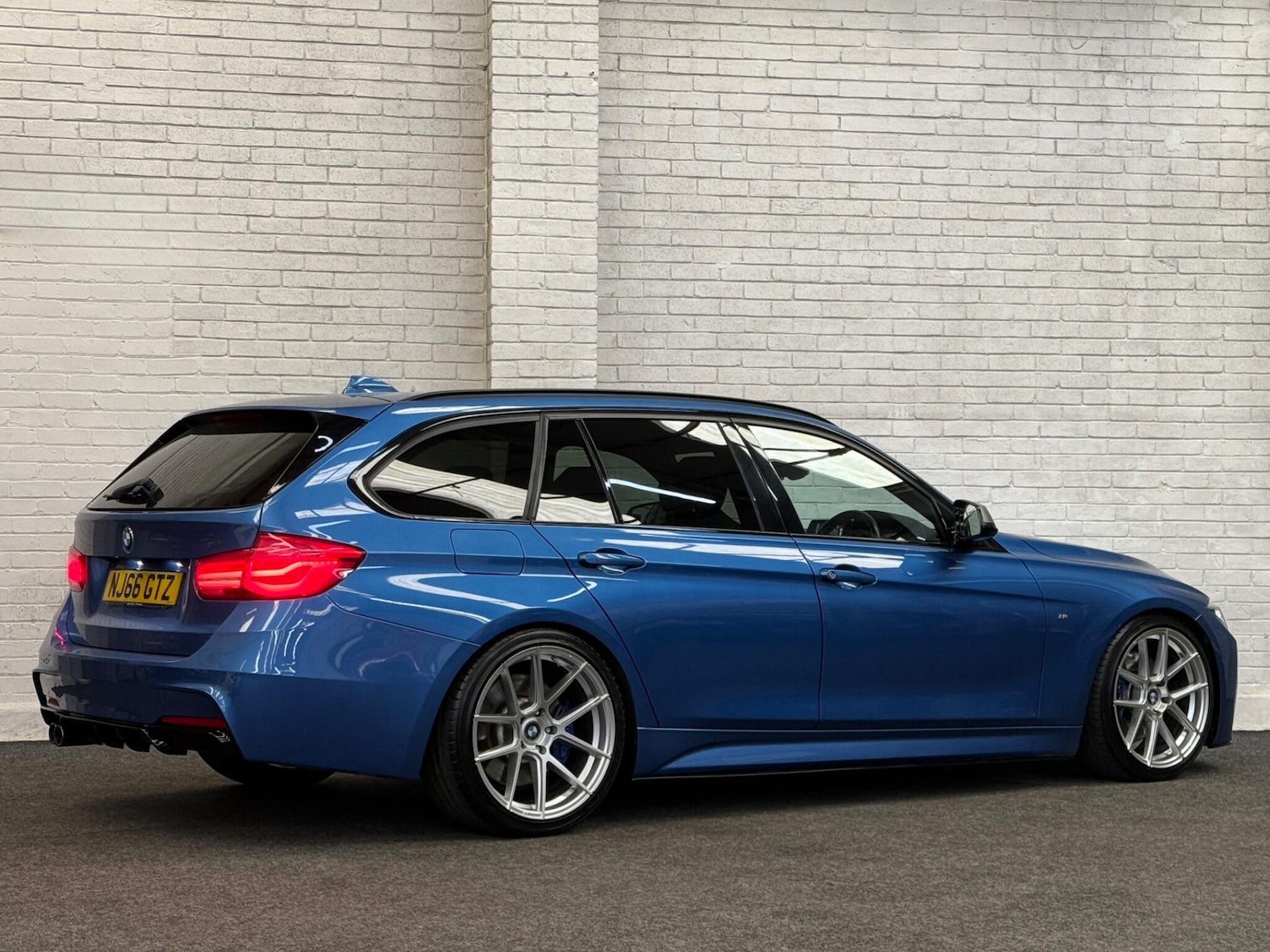 Used BMW 3 Series for sale - 77704835: Photo 2