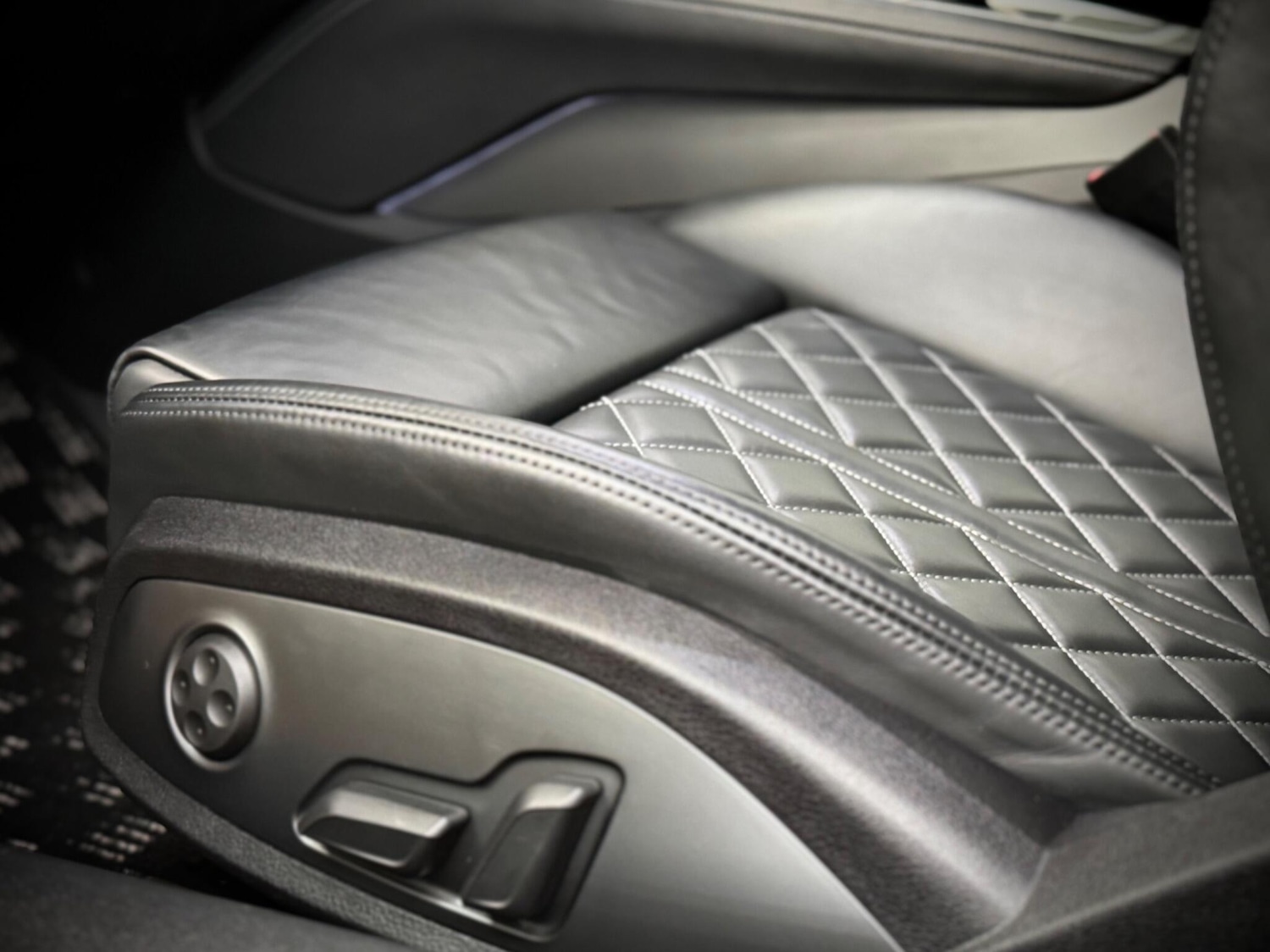 Used Audi TTS for sale - 76702011: Photo 87