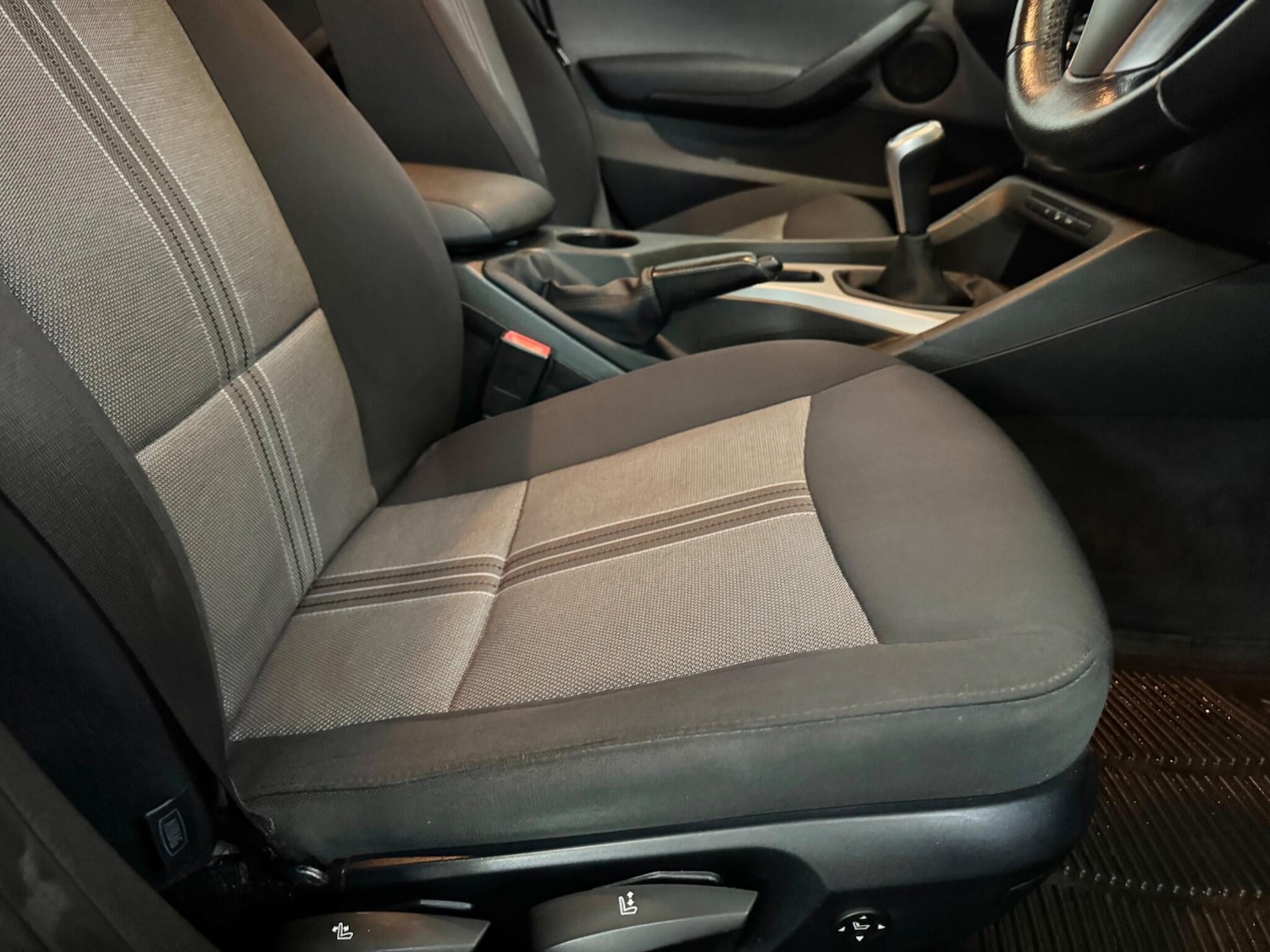 Used BMW X1 2010 for sale - 77331500: Photo 13