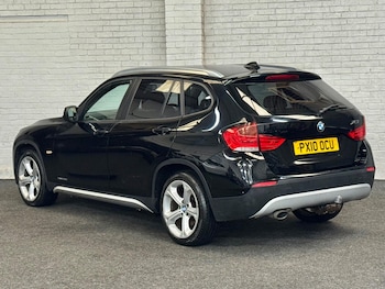 Used BMW X1 2010 for sale - 77331500: Photo