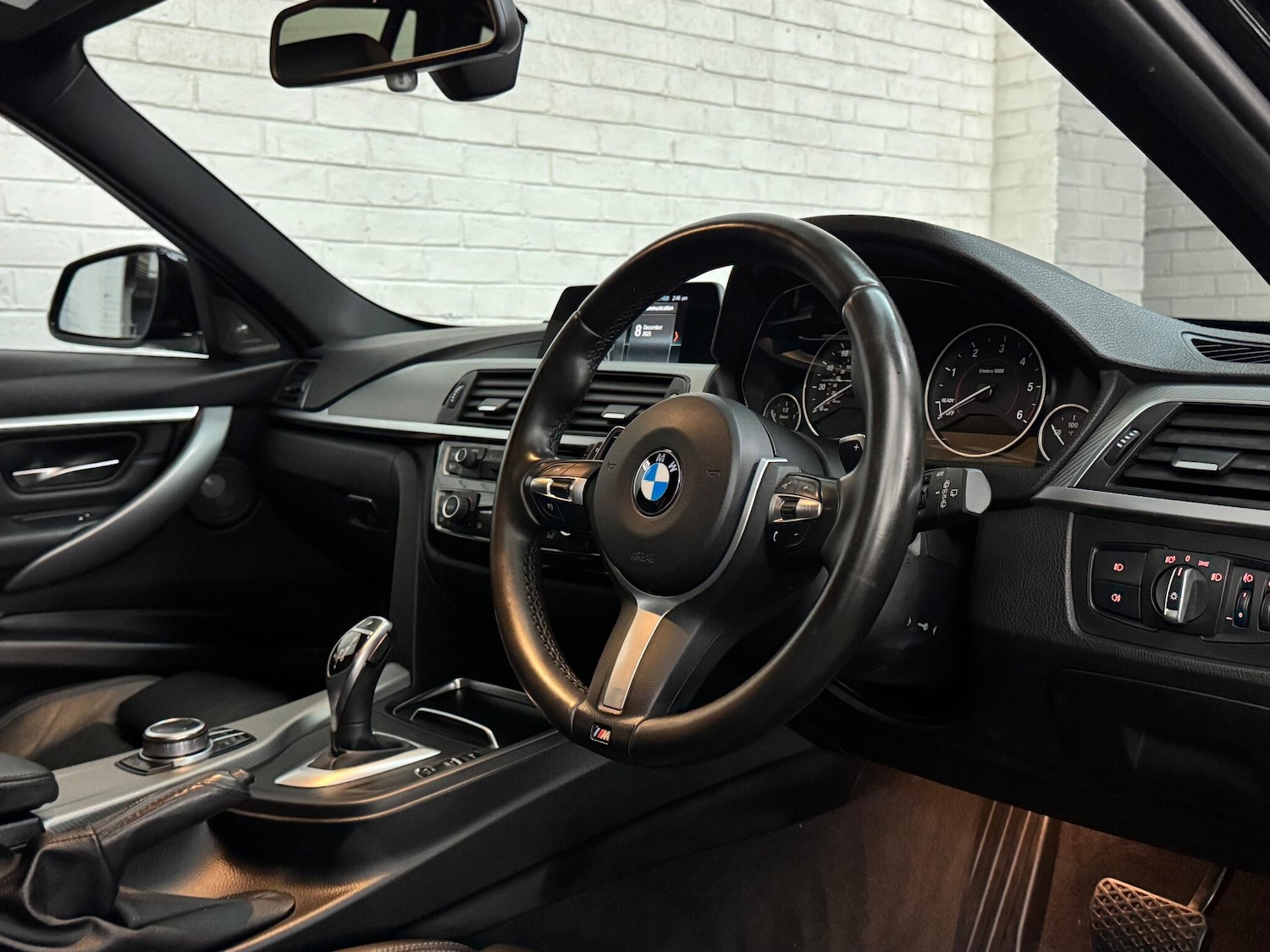 Used BMW 3 Series 2018 for sale - 76850103: Photo 11