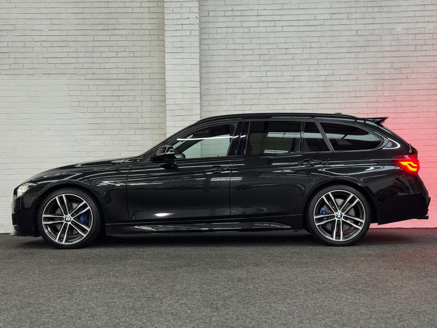 Used BMW 3 Series 2018 for sale - 76850103: Photo 8