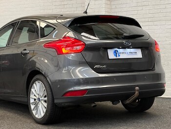 Used Ford Focus 2016 for sale - 77215109: Photo