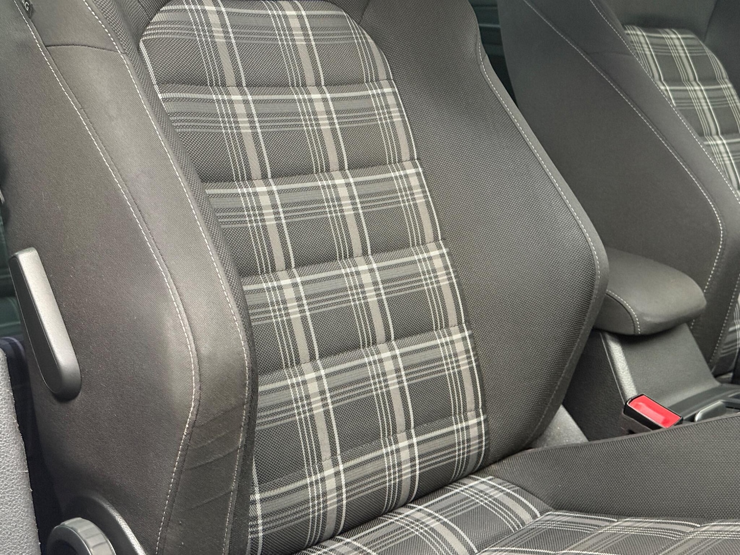 Used Volkswagen Golf 2018 for sale - 76801183: Photo 31