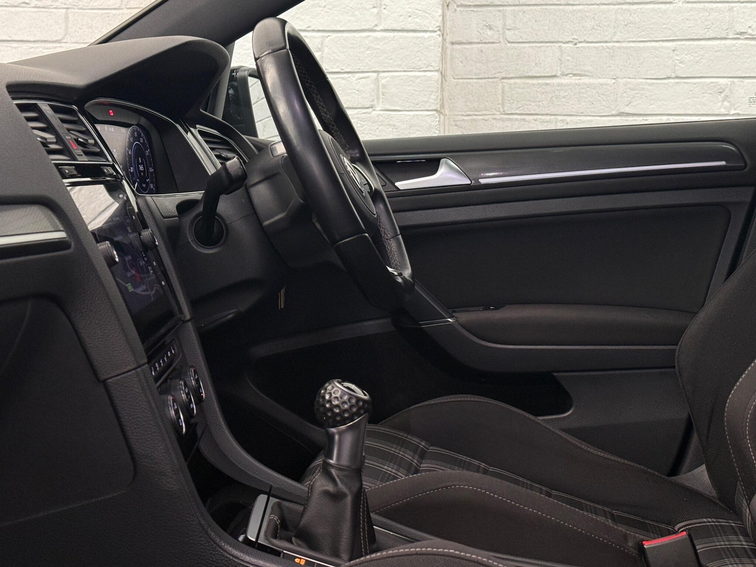 Used Volkswagen Golf 2018 for sale - 76801183: Photo 52