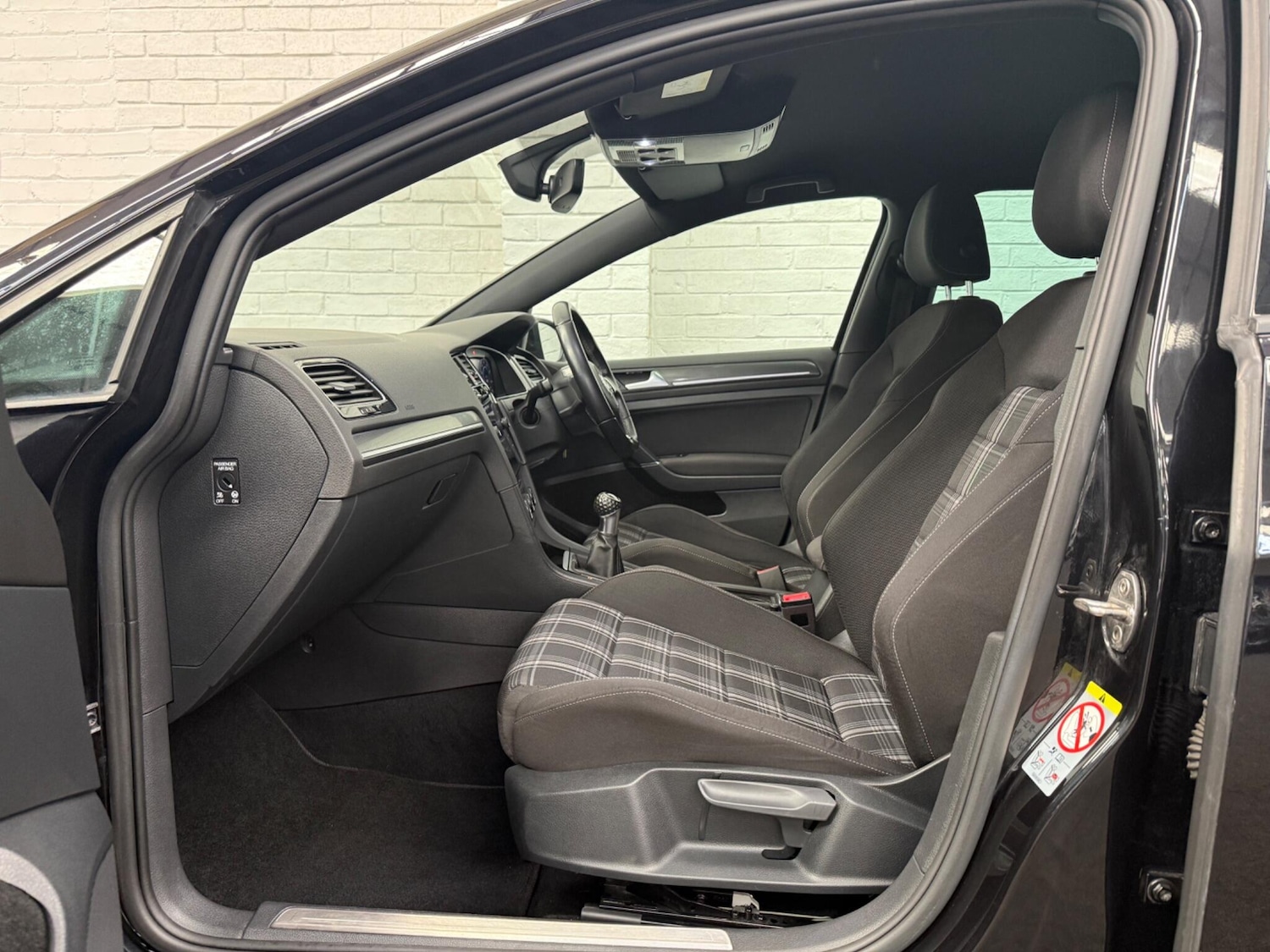 Used Volkswagen Golf 2018 for sale - 76801183: Photo 55