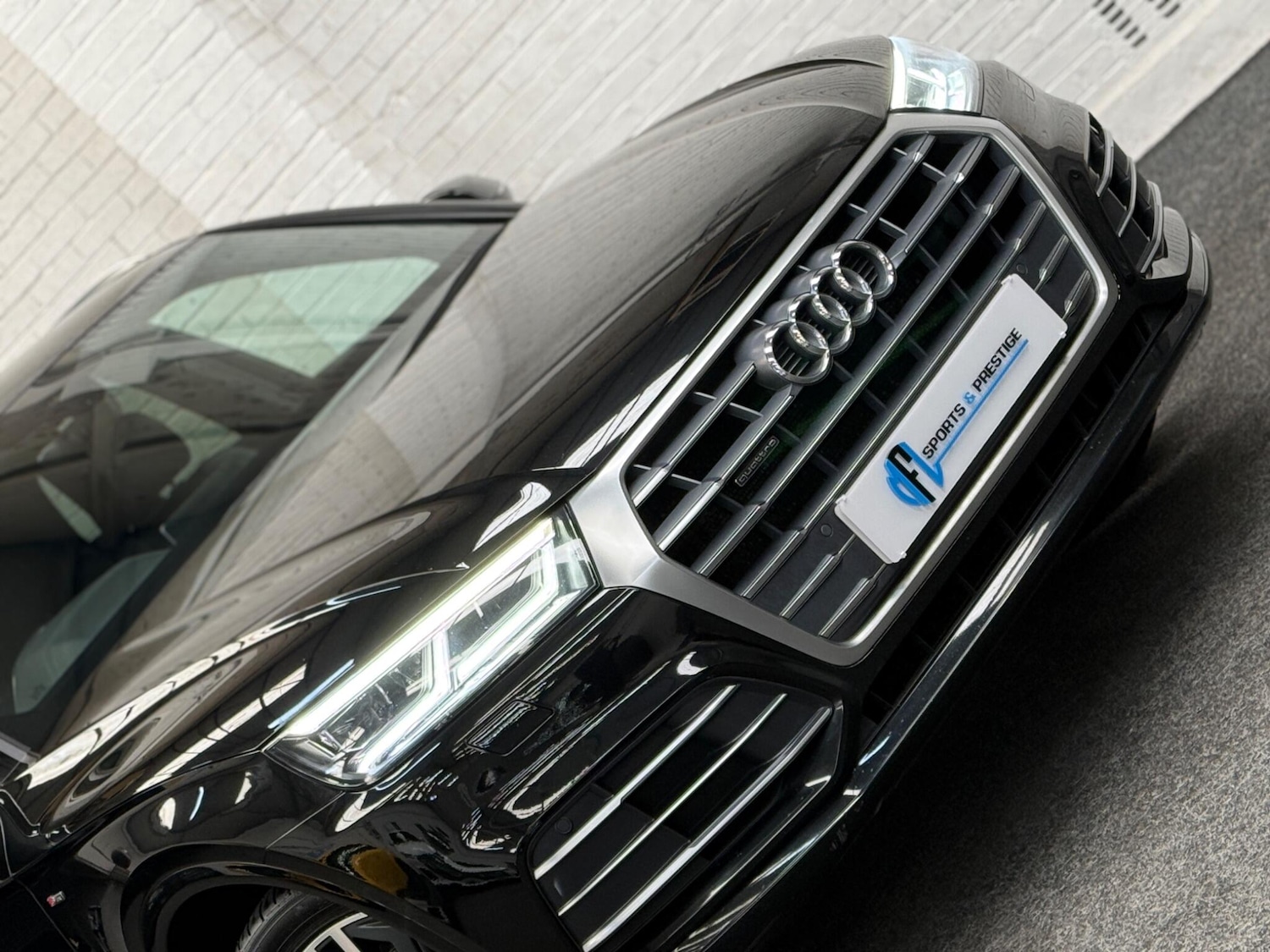 Used Audi Q5 2017 for sale - 76702289: Photo 76