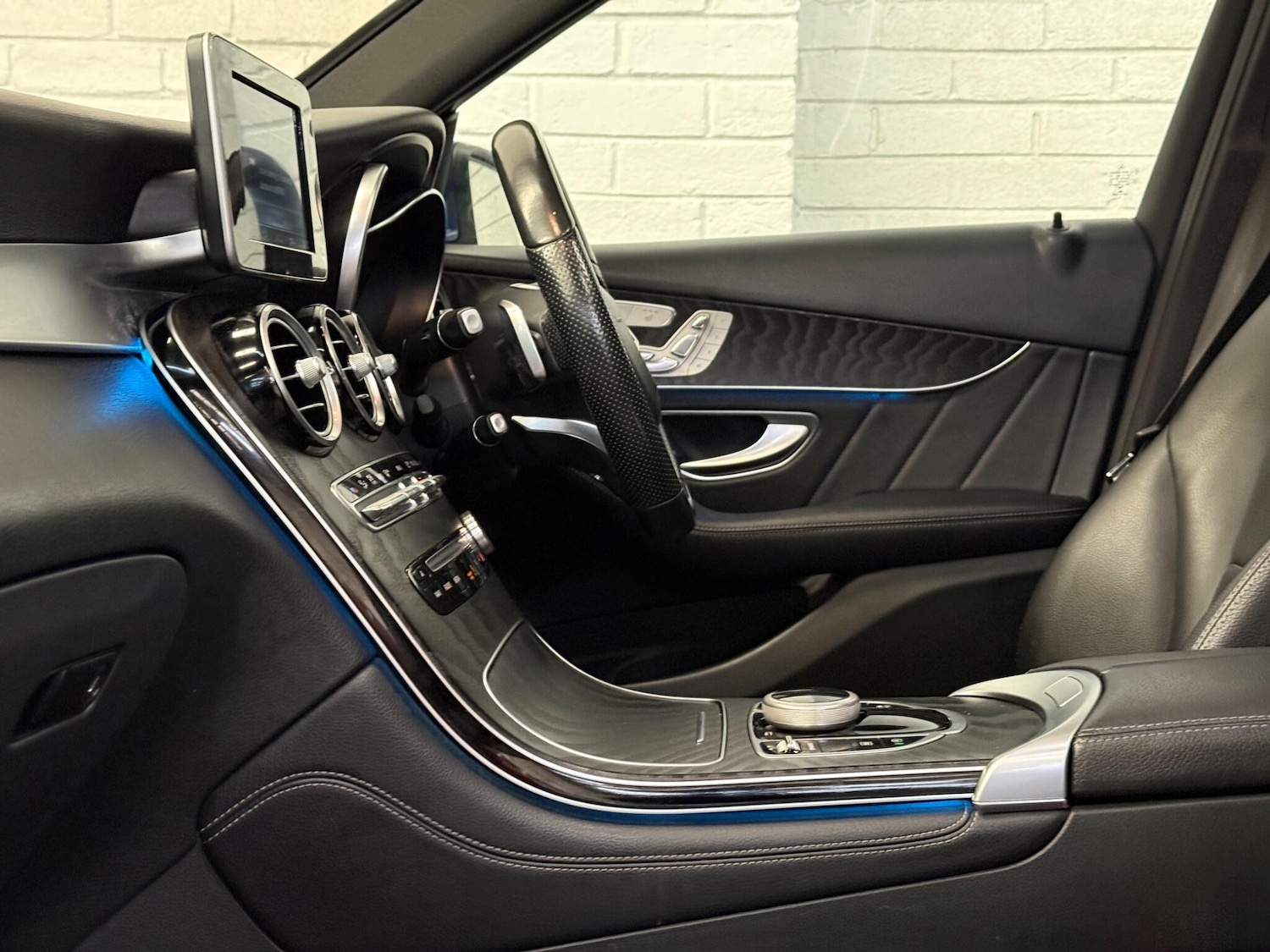 Used Mercedes-Benz GLC 2018 for sale - 77613041: Photo 15