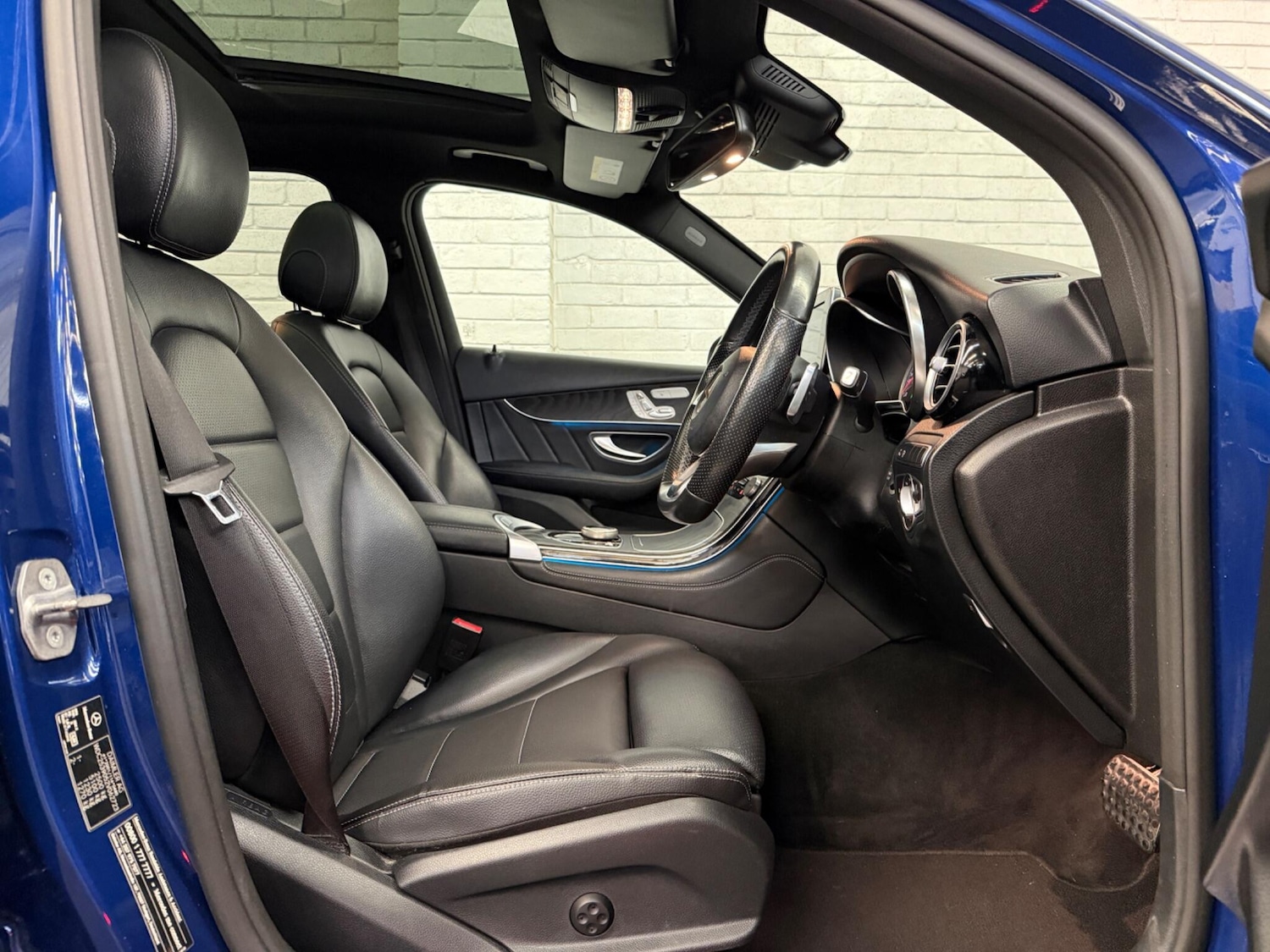 Used Mercedes-Benz GLC 2018 for sale - 77613041: Photo 21